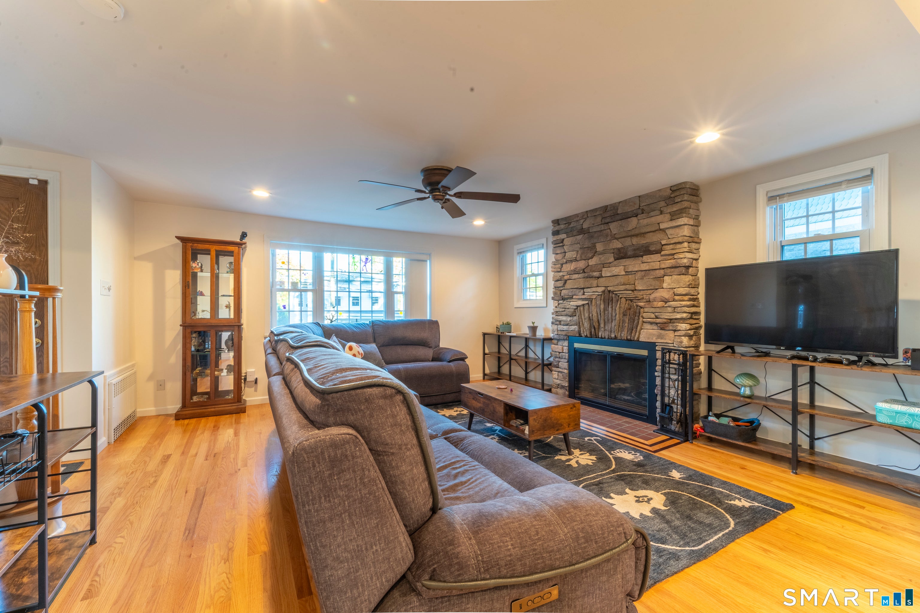 327 West Street