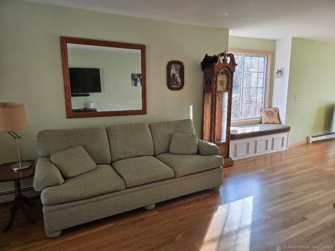 96 S Beechwood Road, East Lyme, Connecticut image 13
