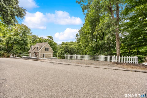 Tiny photo for 327 Steinmann Avenue, Middlebury, CT 06762 (MLS # 24205239)