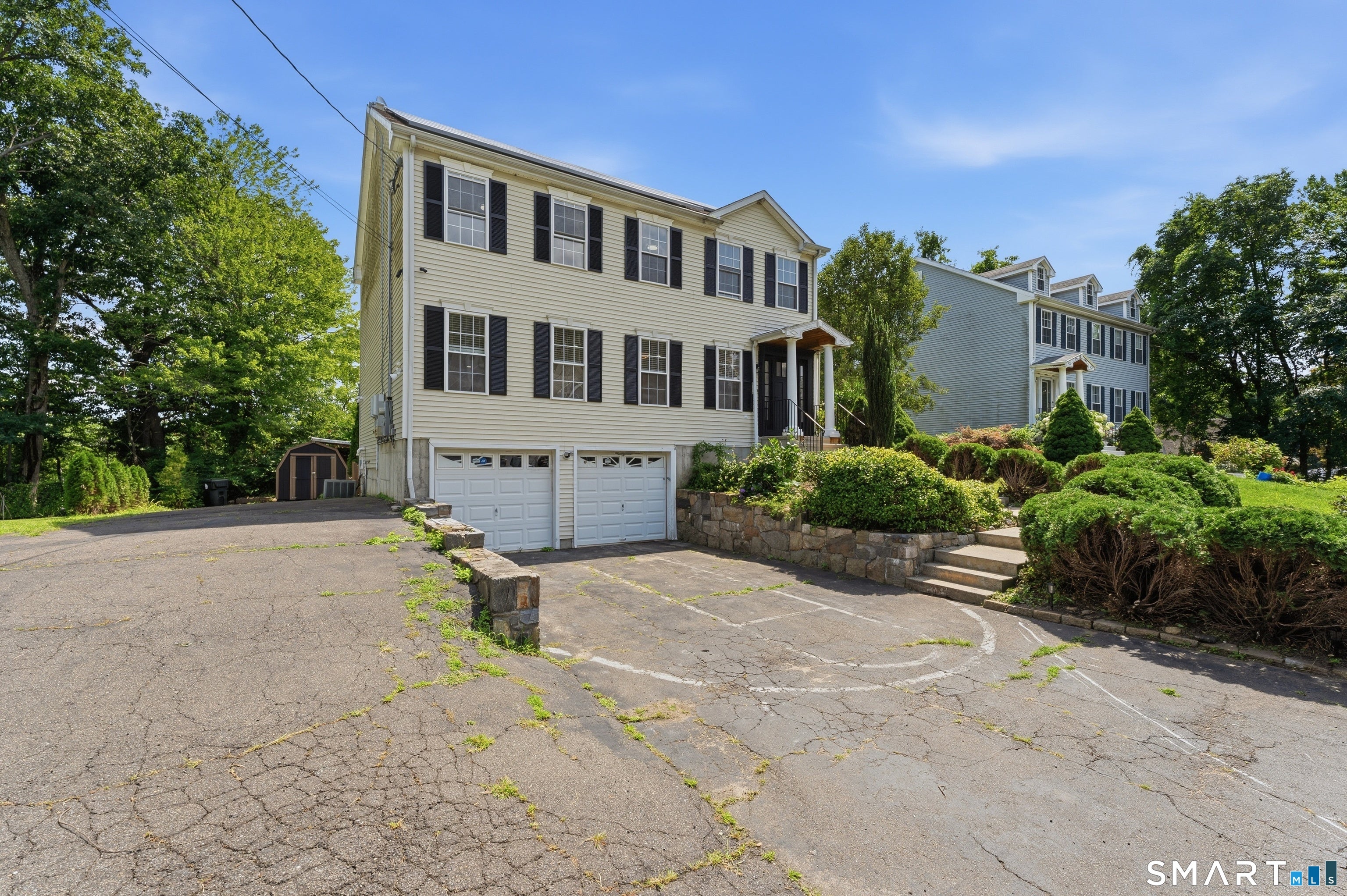 32 Marshall Avenue