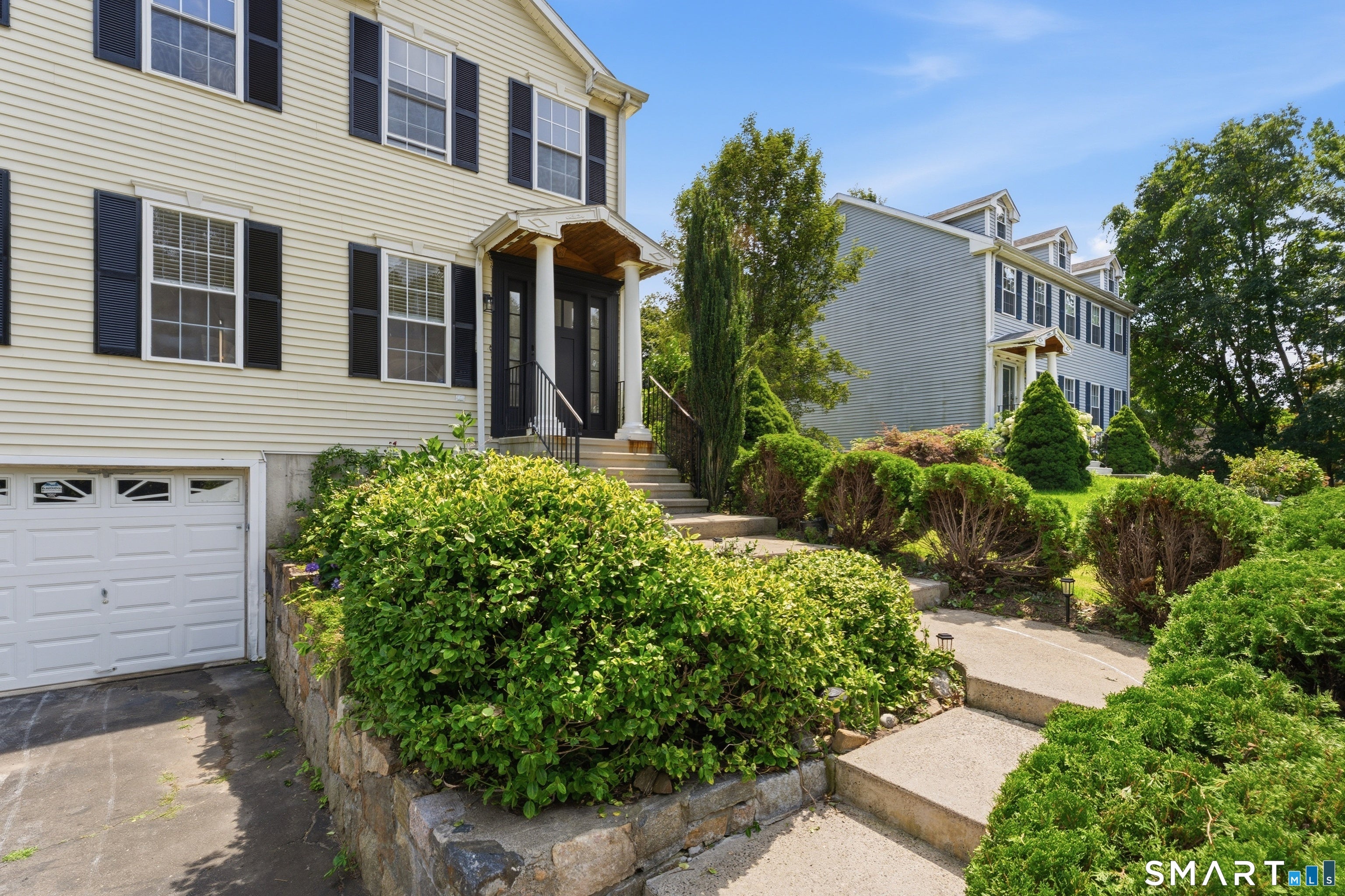 32 Marshall Avenue