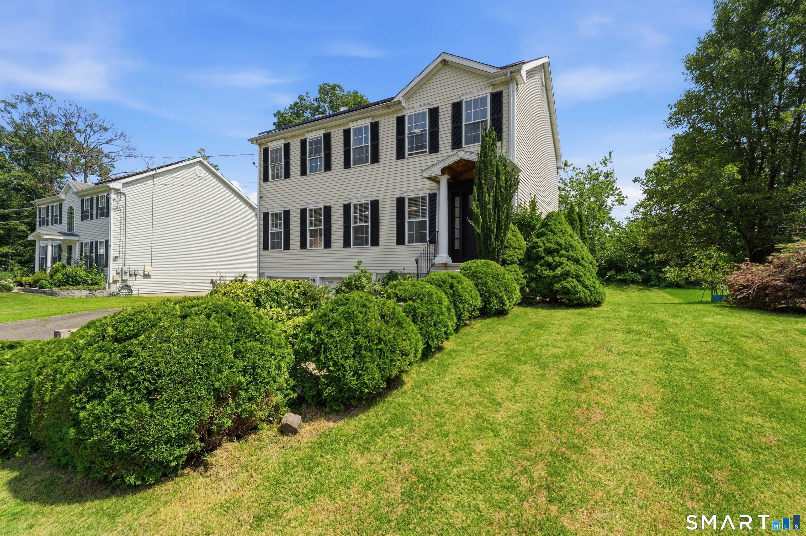 32 Marshall Avenue