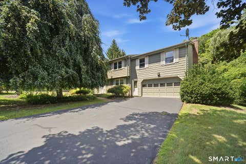 Photo of 40 Eastview Drive, Windsor, CT 06095 (MLS # 24193773)