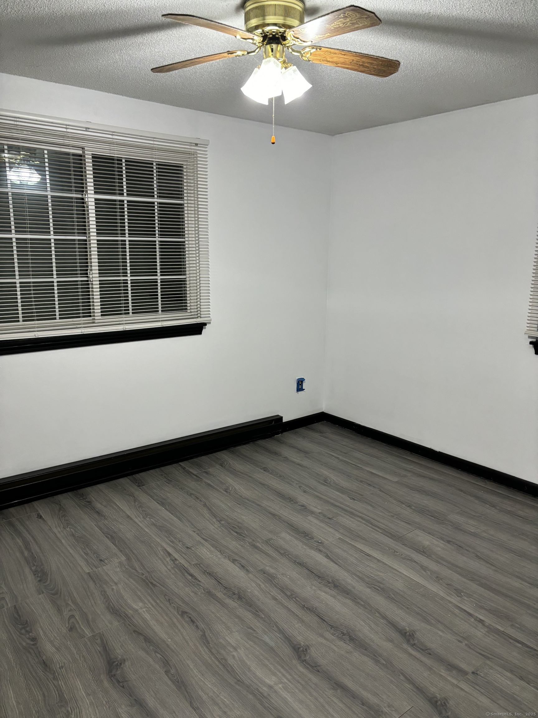 68 Sharon Road #APT 9, Waterbury, Connecticut image 4