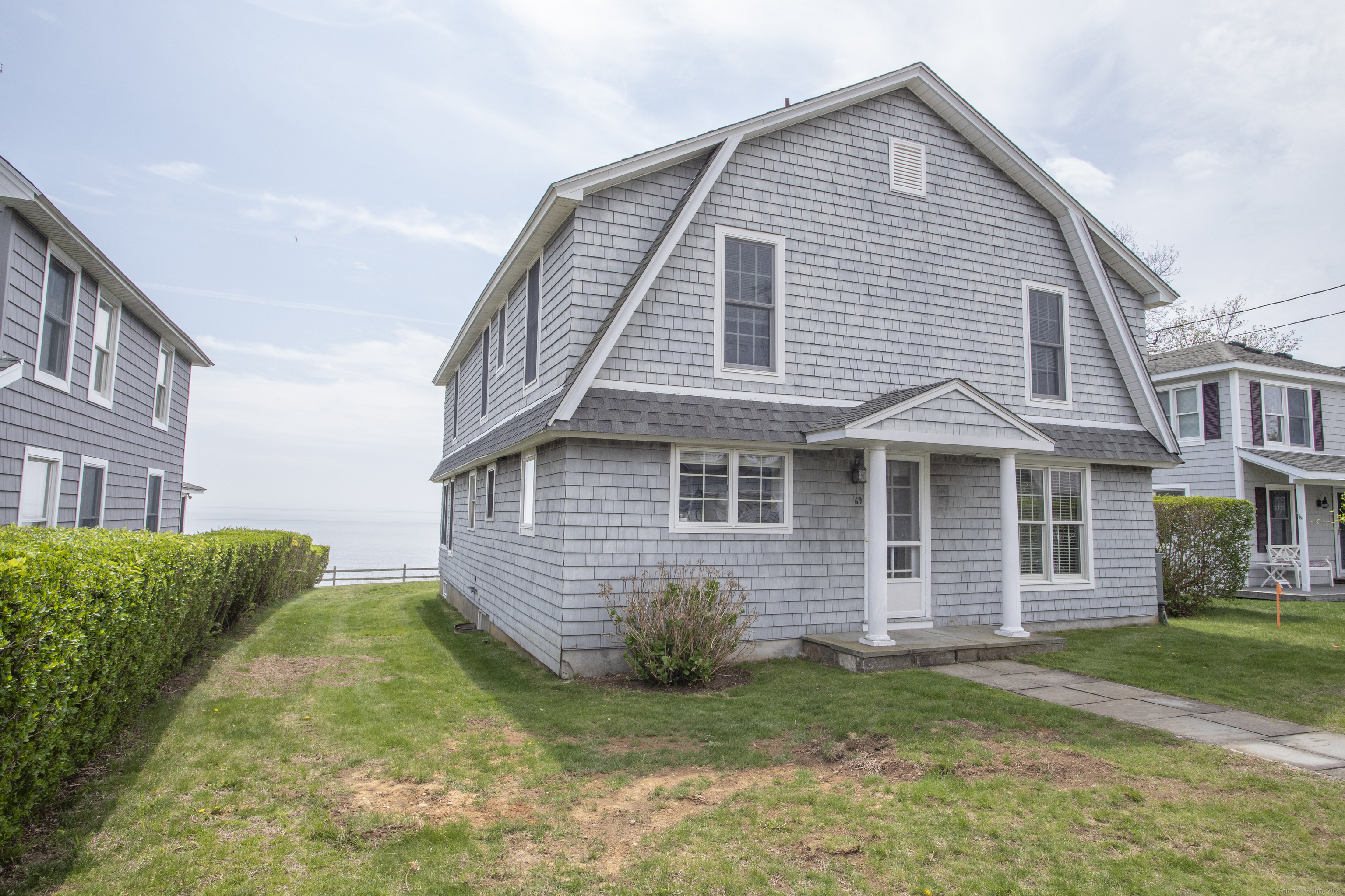Chapman Avenue, Westbrook, Connecticut - 5 Bedrooms  
2 Bathrooms  
8 Rooms - 