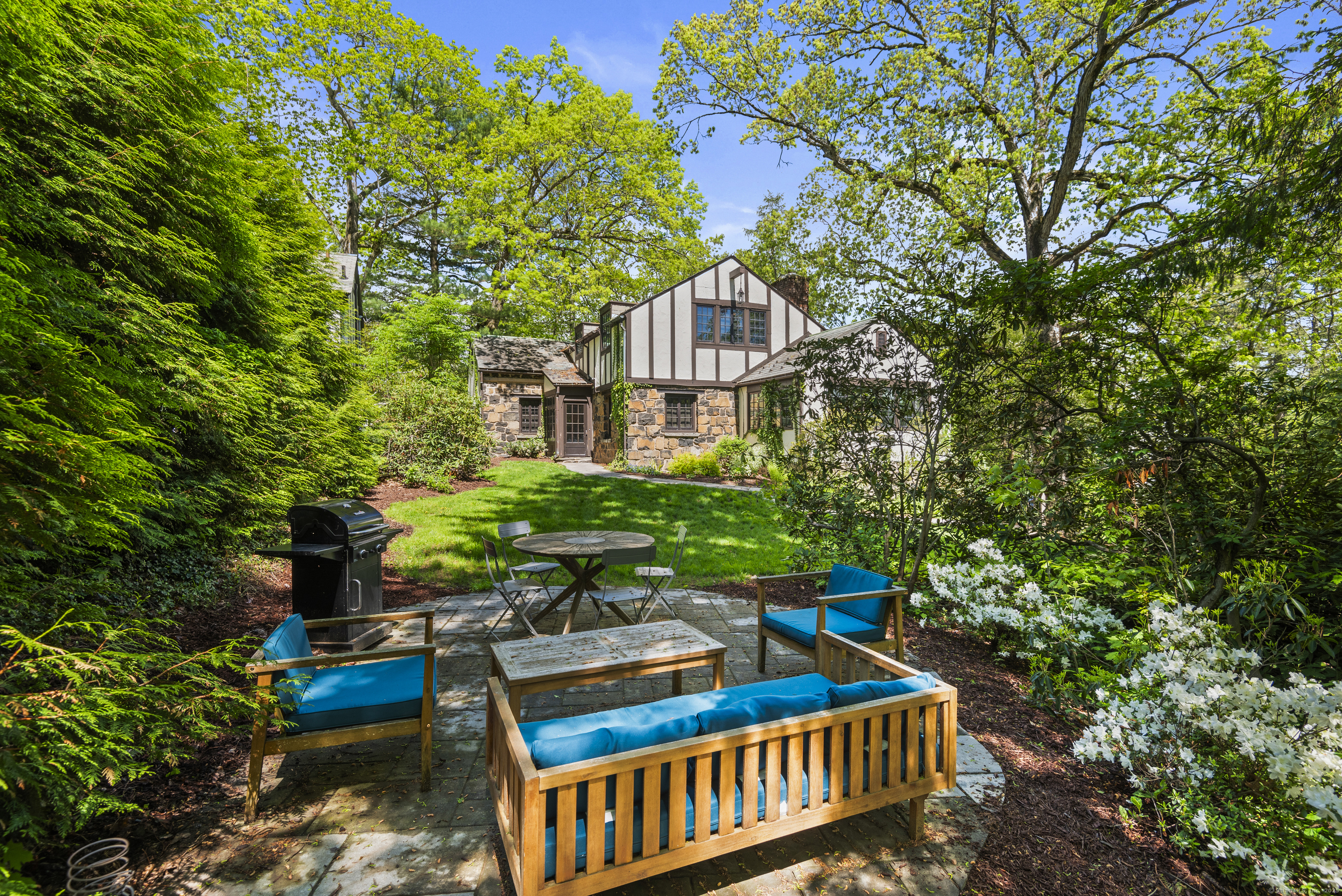 128 Blake Road