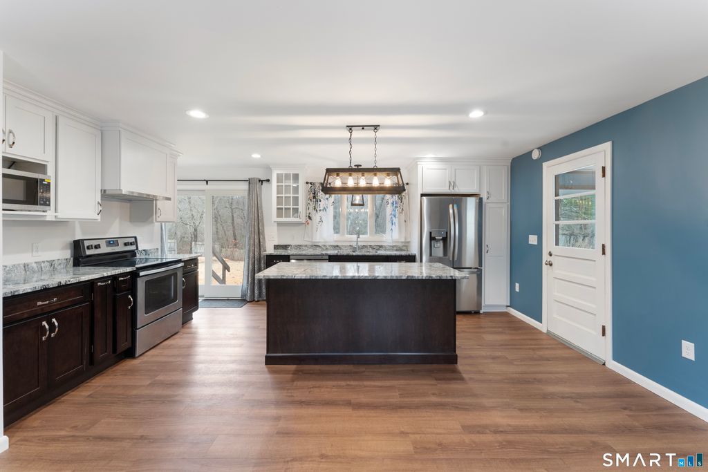 Photo of 46 Pomfret Landing Road, Brooklyn, CT 06234 (MLS # 24148631)