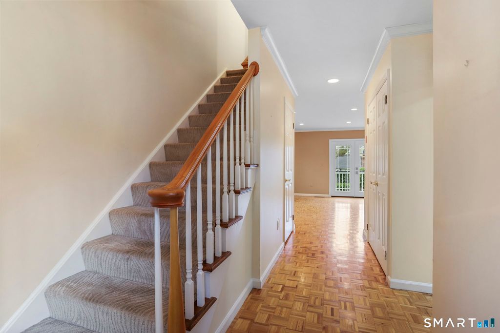Photo of 33 Talbot Lane, Greenwich, CT 06830 (MLS # 24167150)