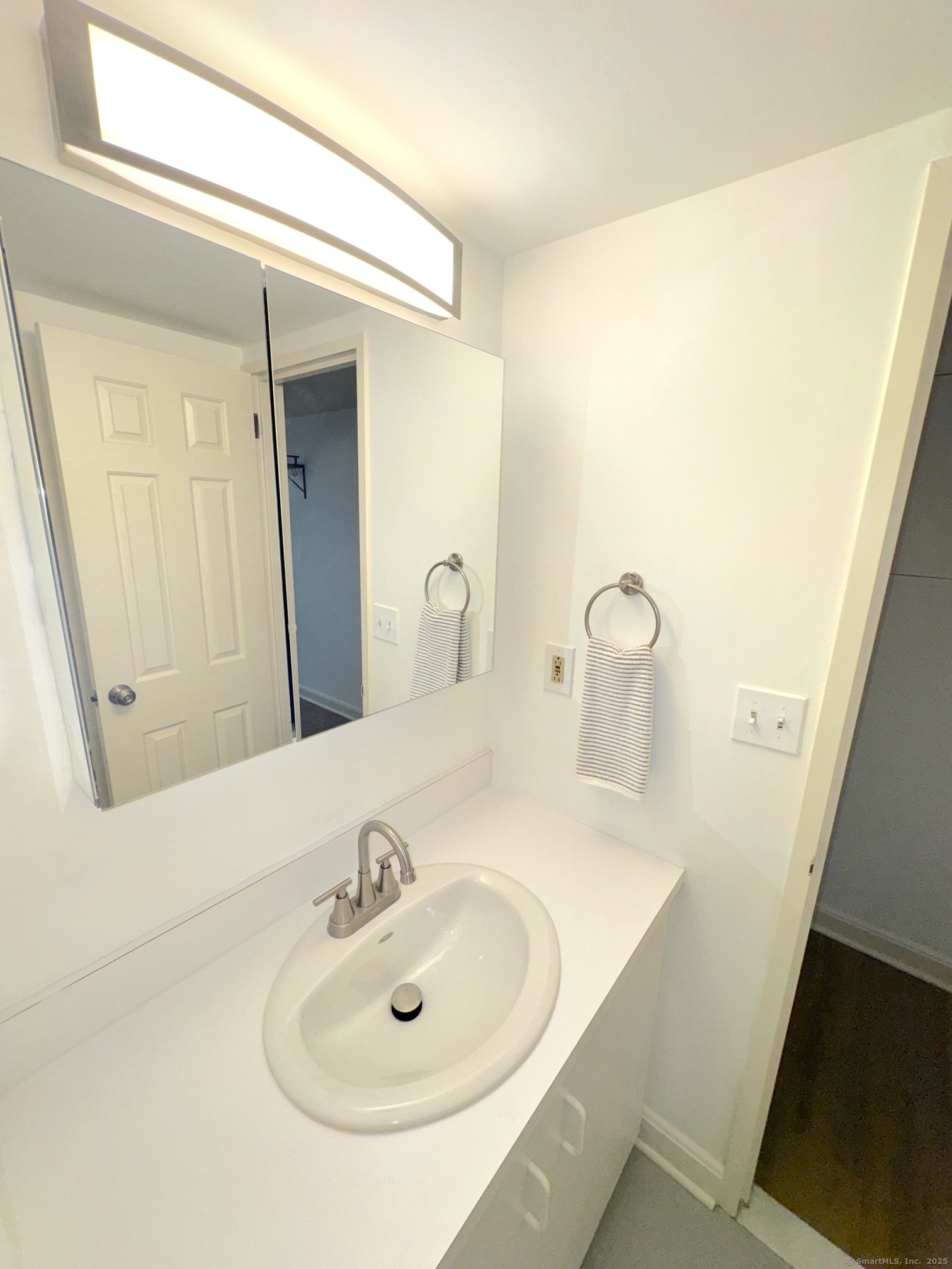 127 Greyrock Place #APT 1013, Stamford, Connecticut image 15