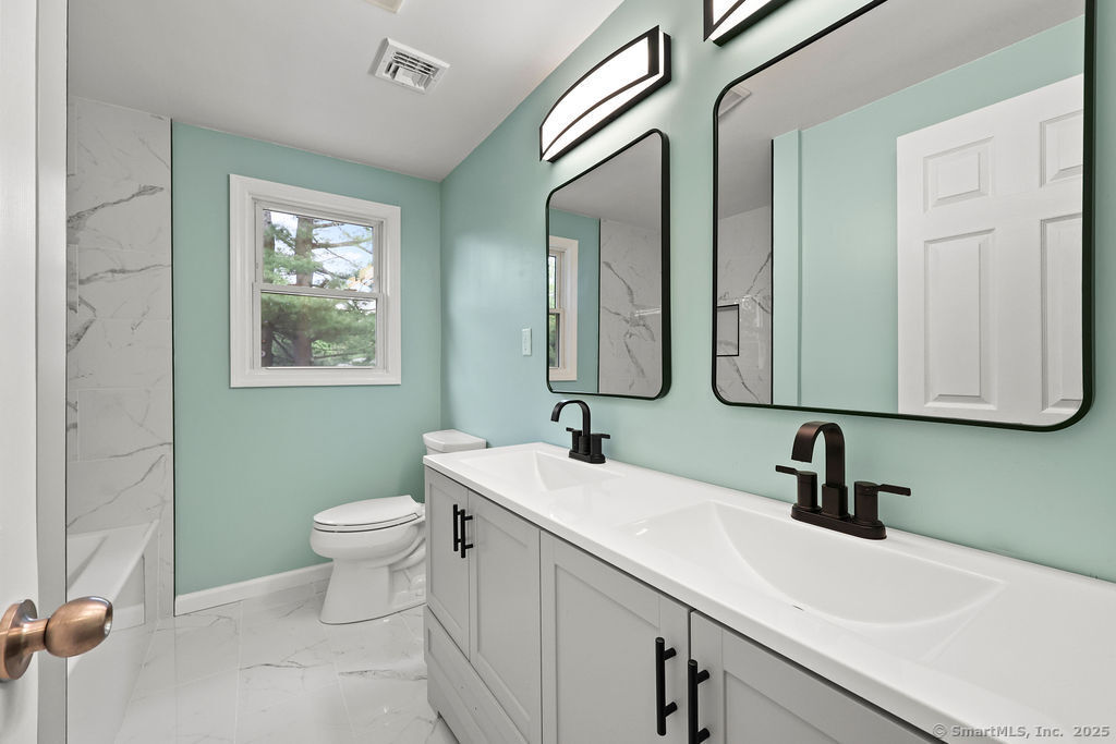93 Unionville Avenue, Plainville, Connecticut image 18