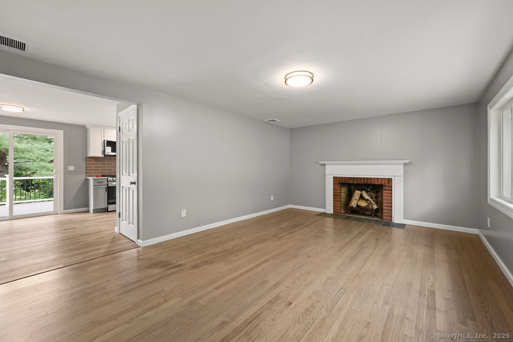 93 Unionville Avenue, Plainville, Connecticut image 12