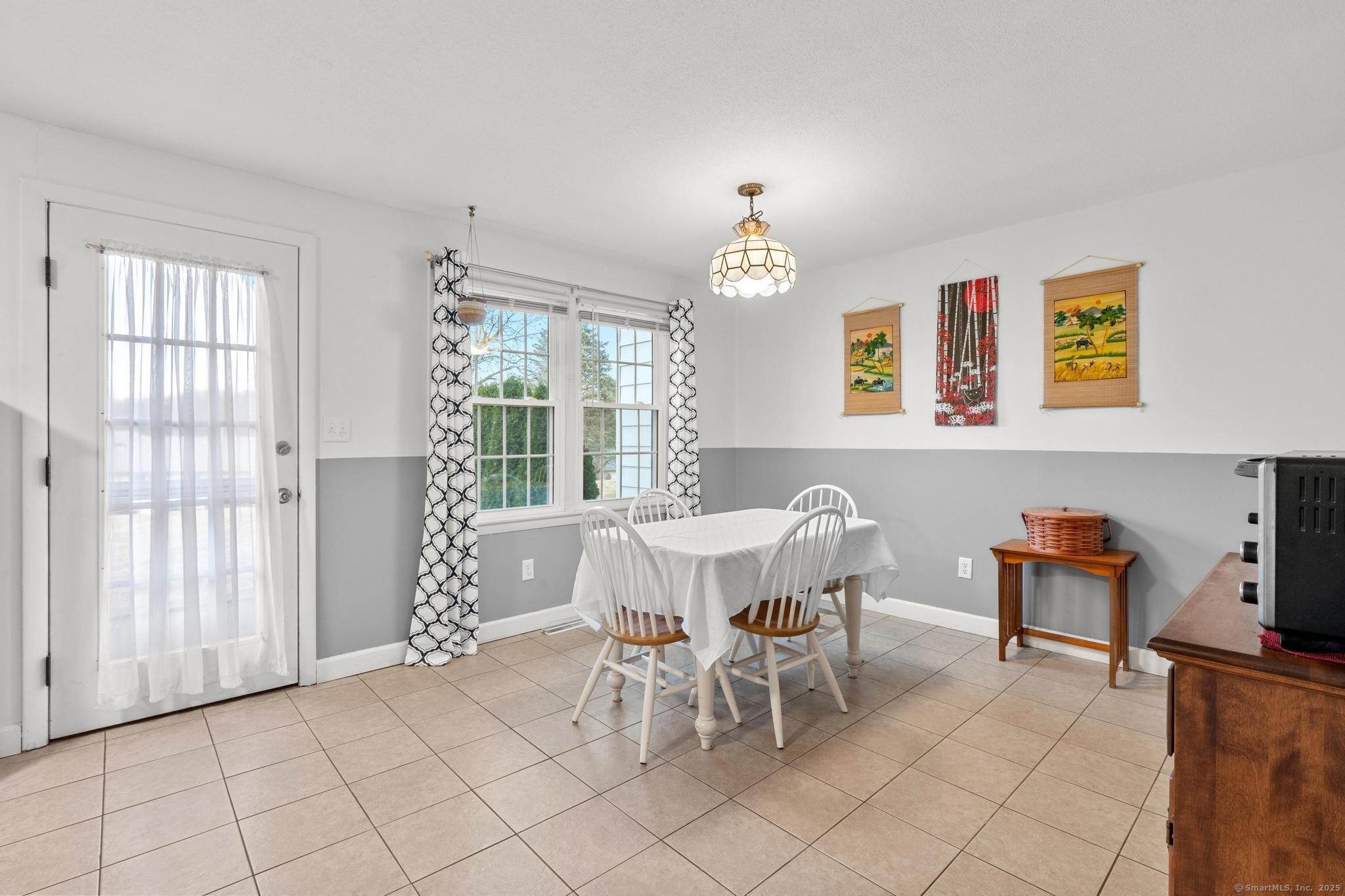 16 Ambassador Drive #D, Manchester, Connecticut image 11