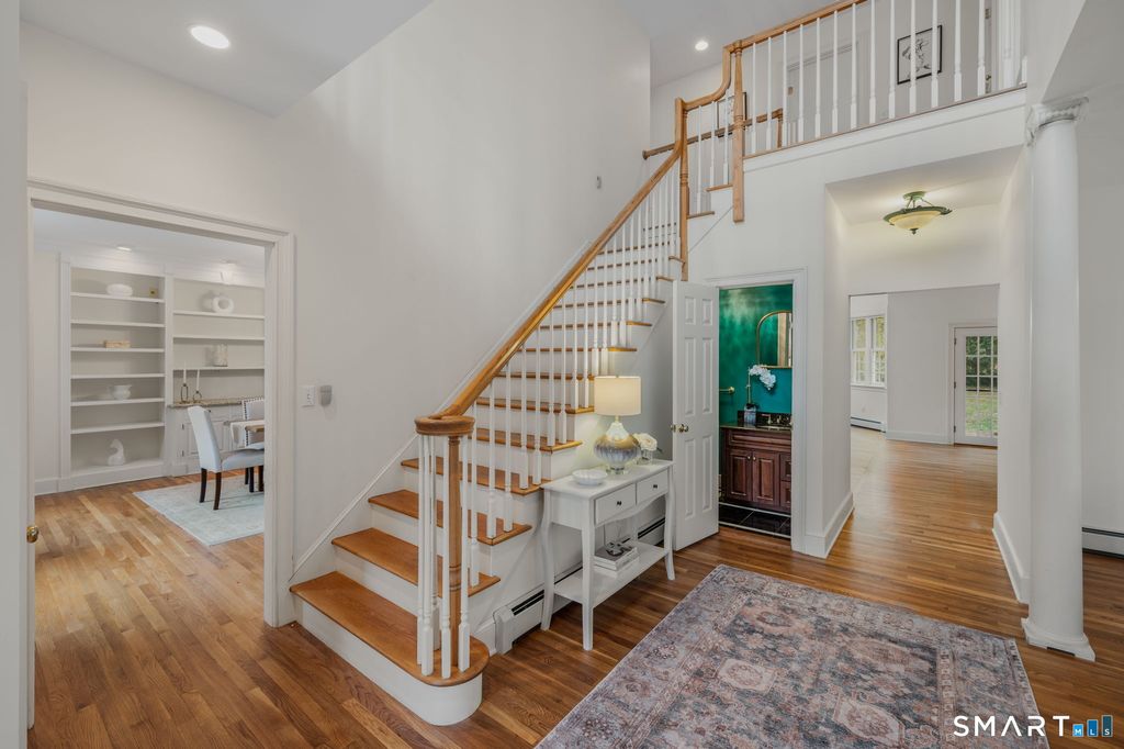 Photo of 14 Riverside Drive, Waterford, CT 06385 (MLS # 24137891)