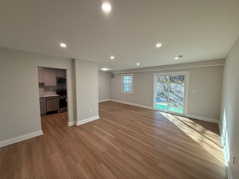 Tiny photo for 50 Greenhouse Road #42A, Bridgeport, CT 06606 (MLS # 24142645)