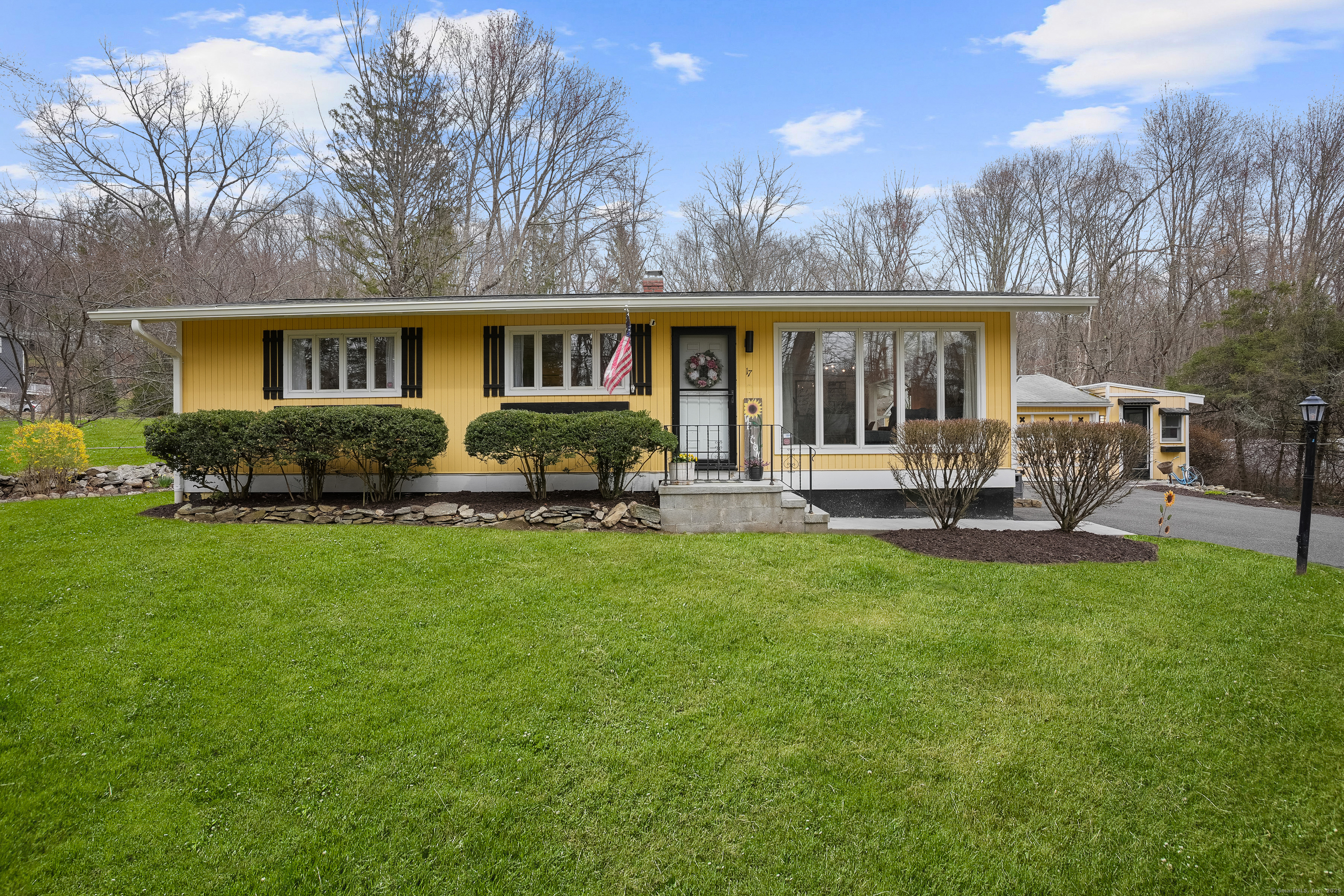 17 Taylor Road, Bethel, Connecticut image 2