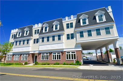 Property for Sale at Glenbrook Road 304, Stamford, Connecticut - Bedrooms: 1 
Bathrooms: 1 
Rooms: 3  - $2,375