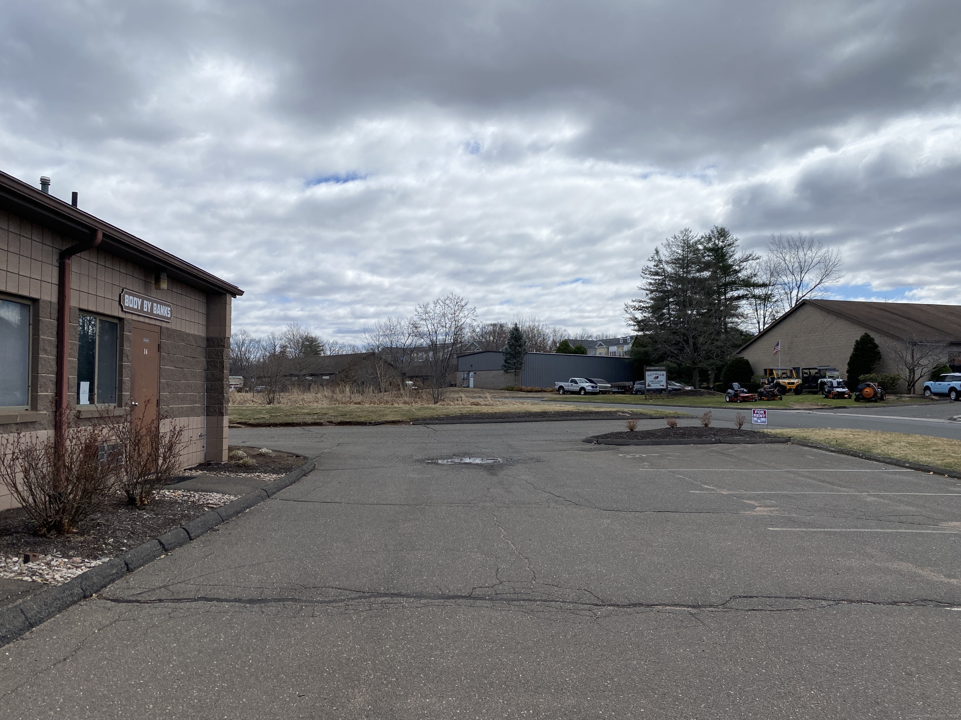 Glastonbury, Connecticut 06033, United States, ,Residential,Pending,97588