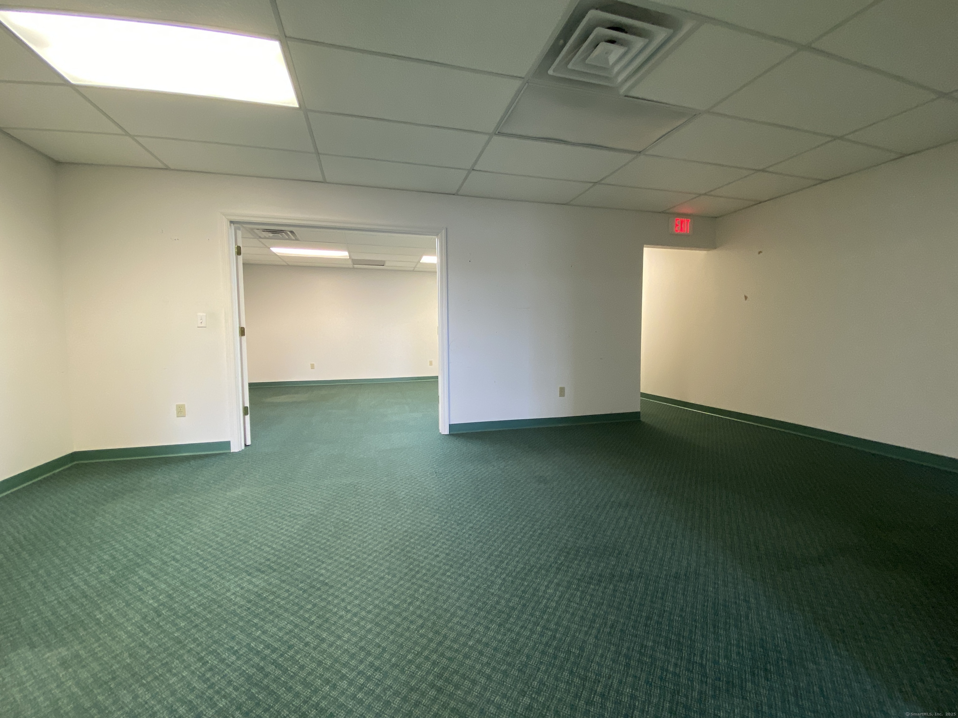 Glastonbury, Connecticut 06033, United States, ,Residential,Pending,97588