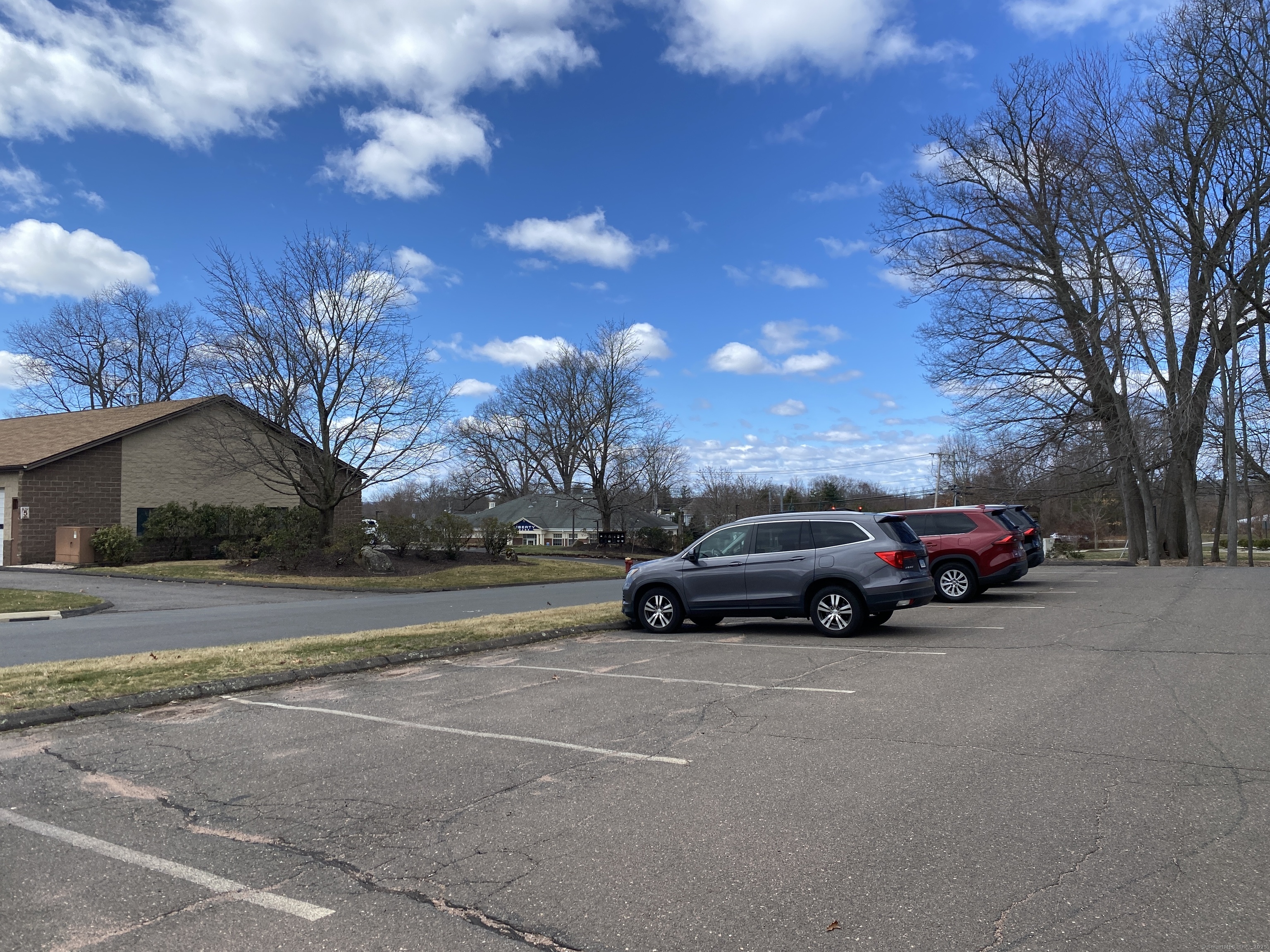 Glastonbury, Connecticut 06033, United States, ,Residential,Pending,97588