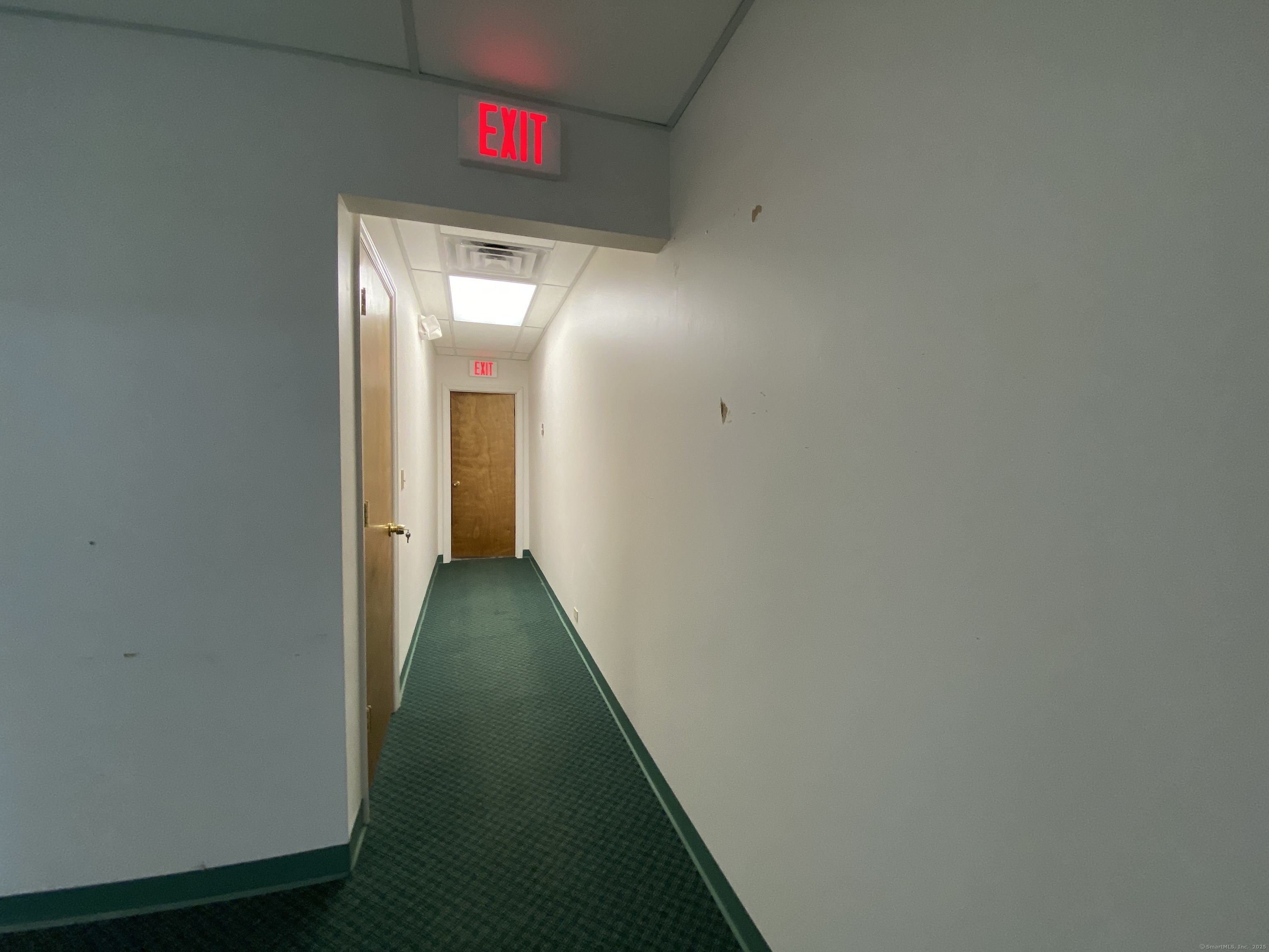 Glastonbury, Connecticut 06033, United States, ,Residential,Pending,97588