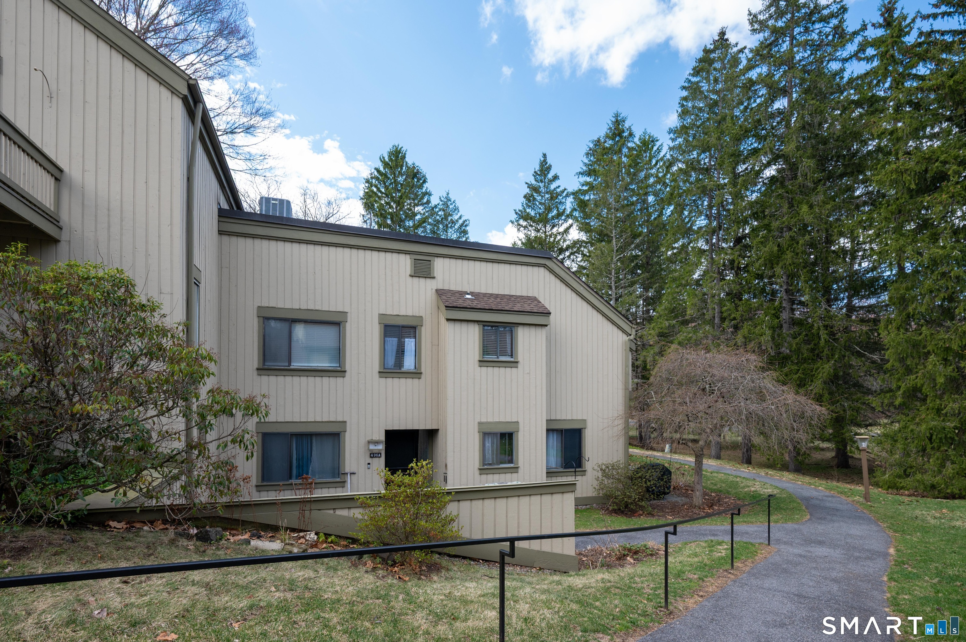 496 Heritage Village A