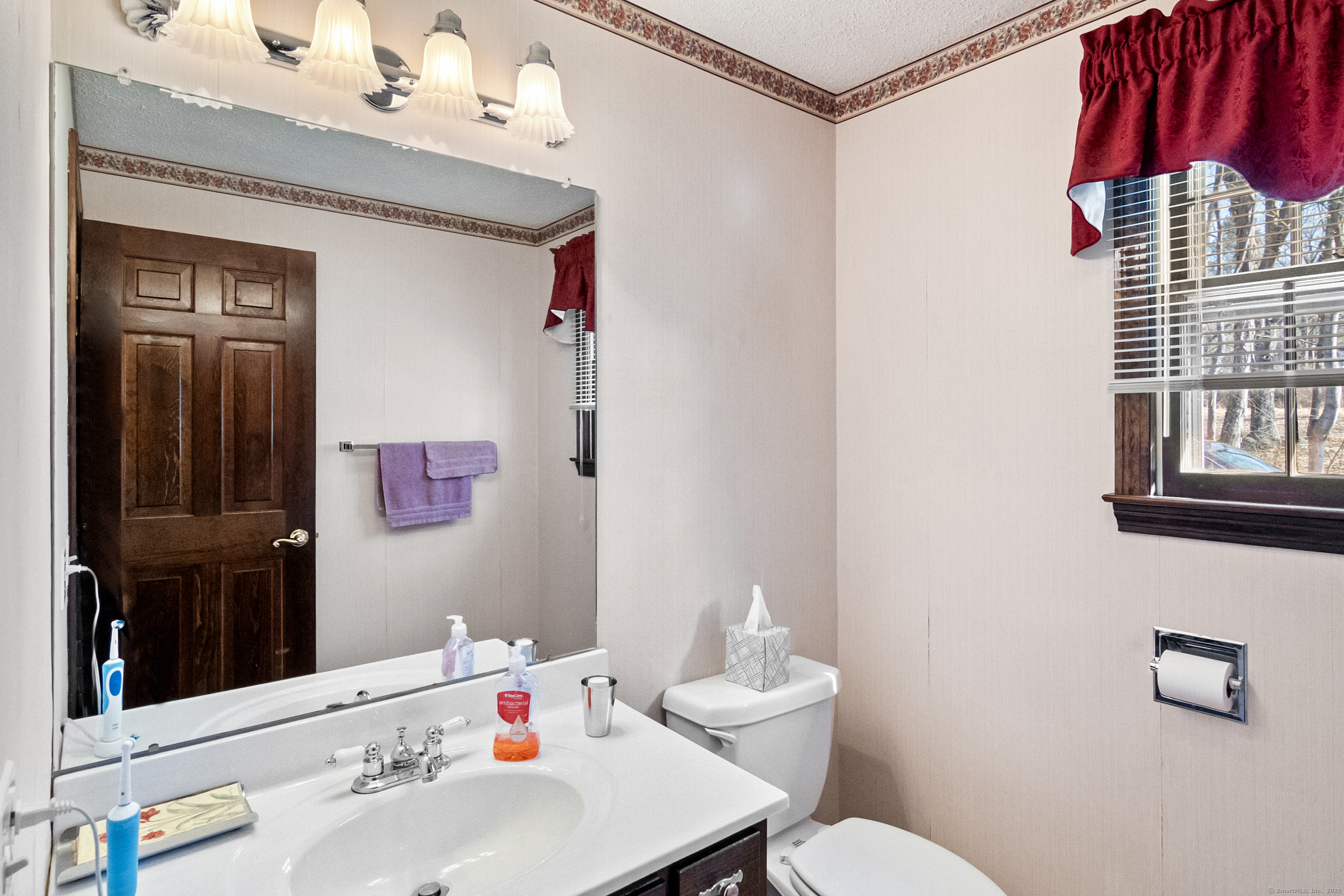 283 Airline Road, Clinton, Connecticut image 12