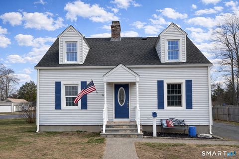 32 Garvan Street Newington CT 06111