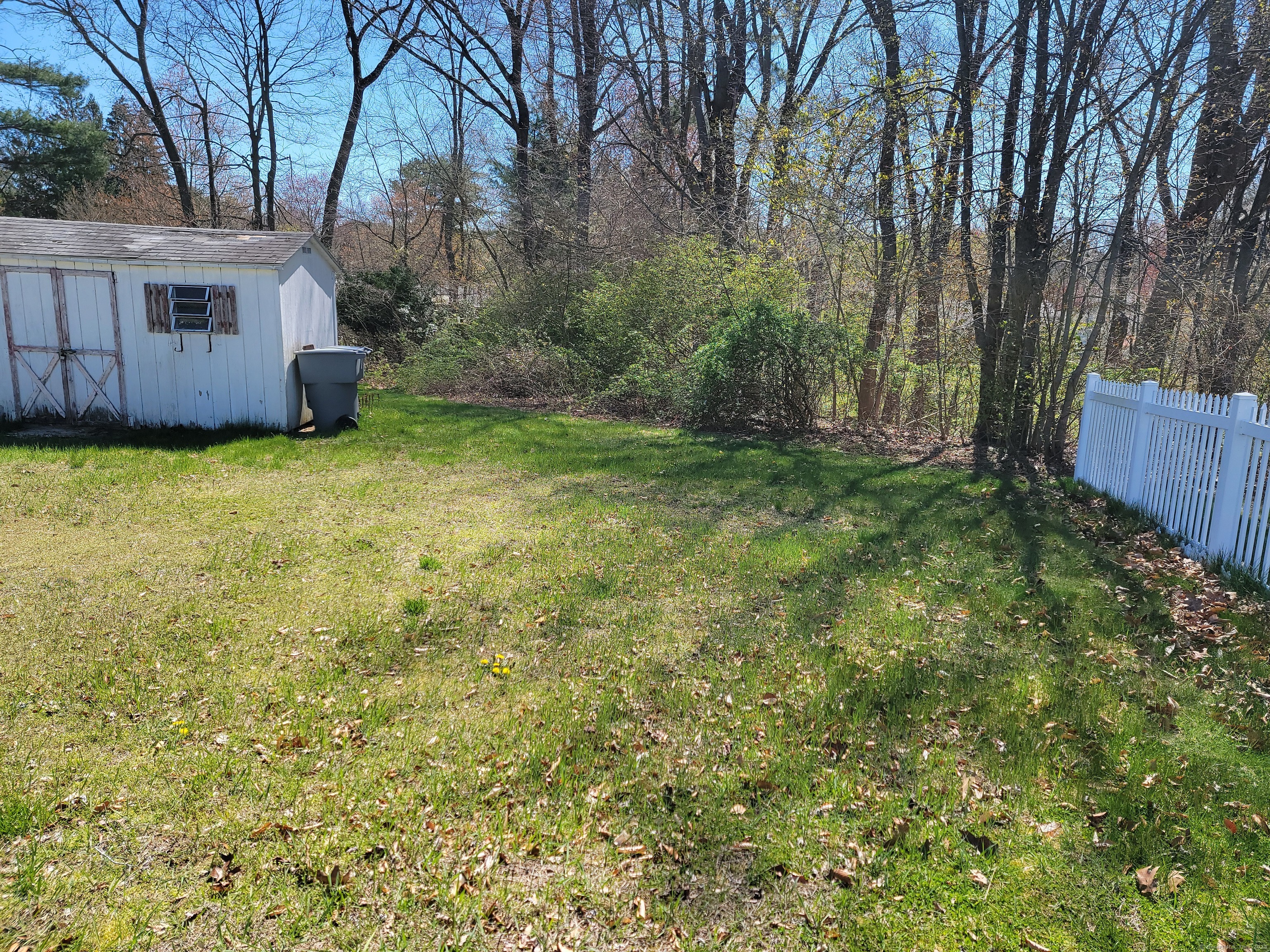 18 Marble Road, Enfield, Connecticut image 16