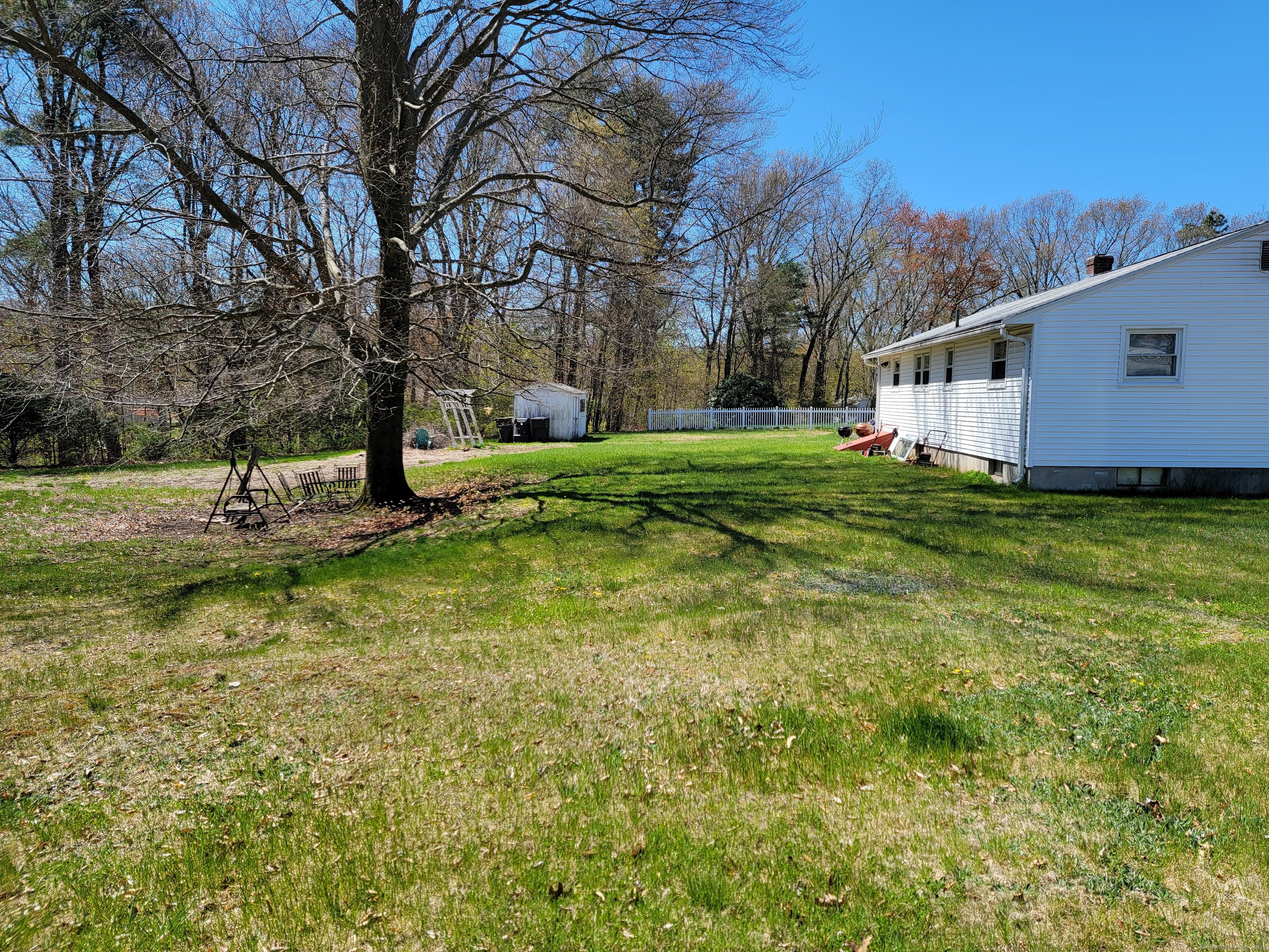 18 Marble Road, Enfield, Connecticut image 6