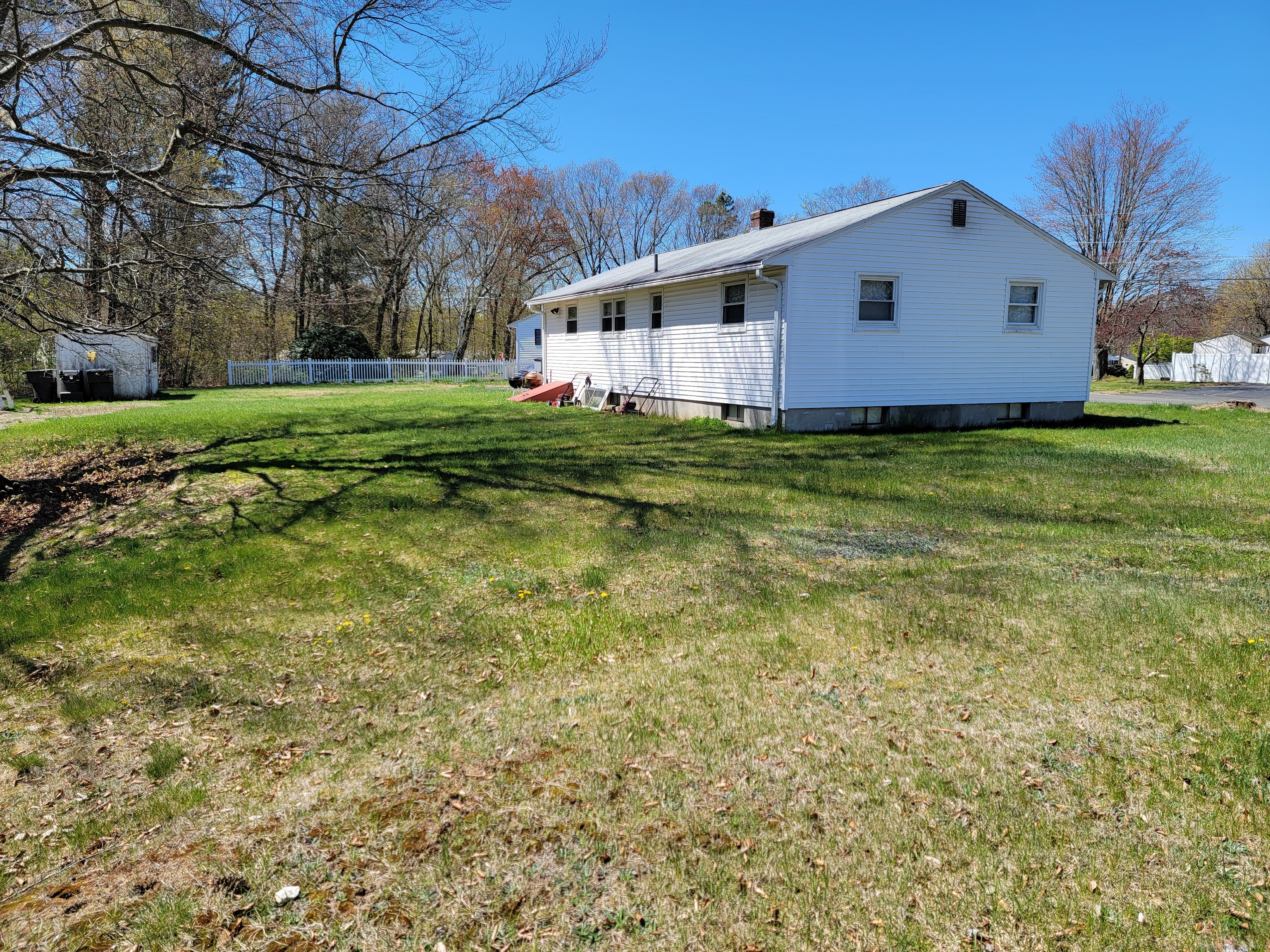 18 Marble Road, Enfield, Connecticut image 8