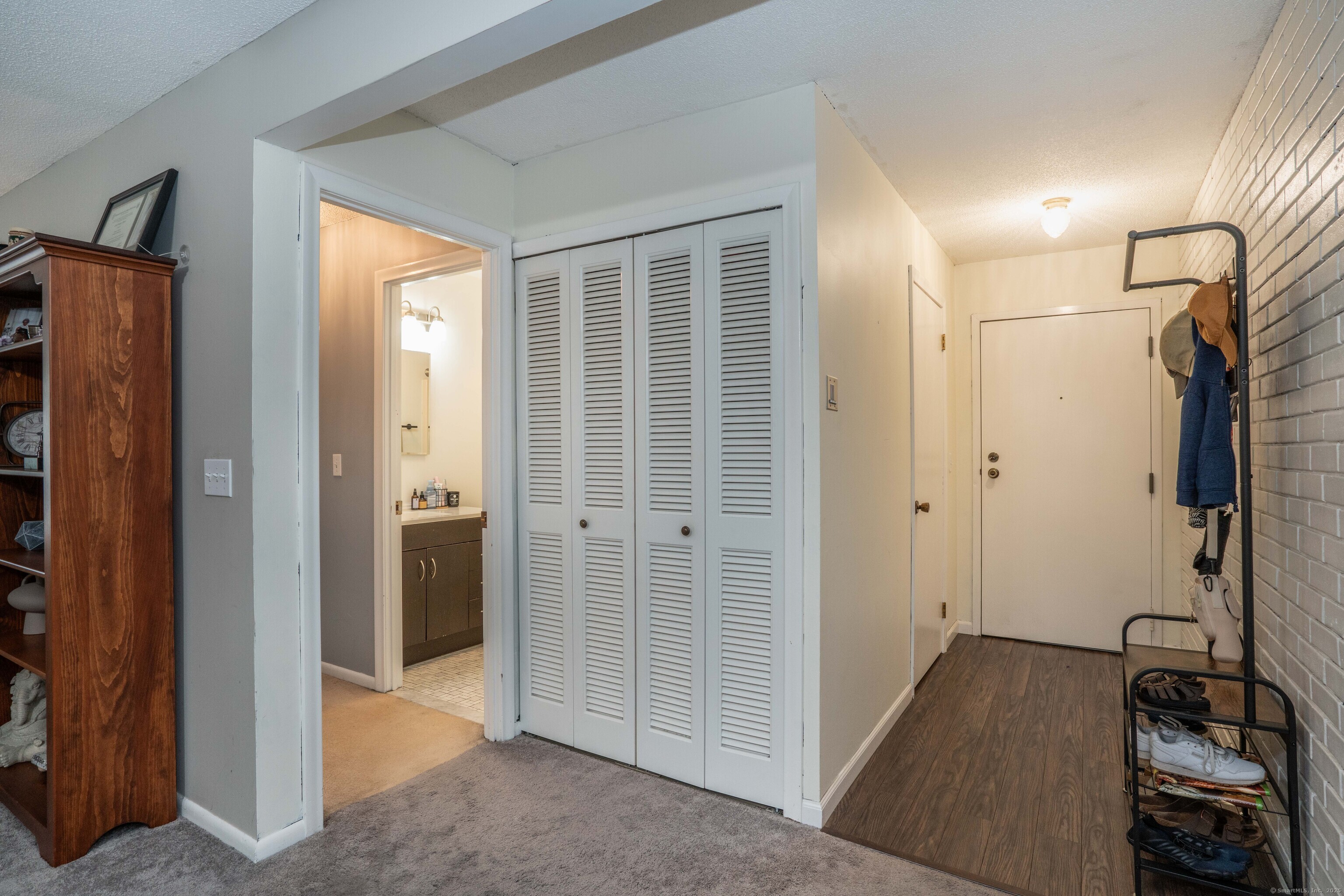 506 Twin Circle Drive 506