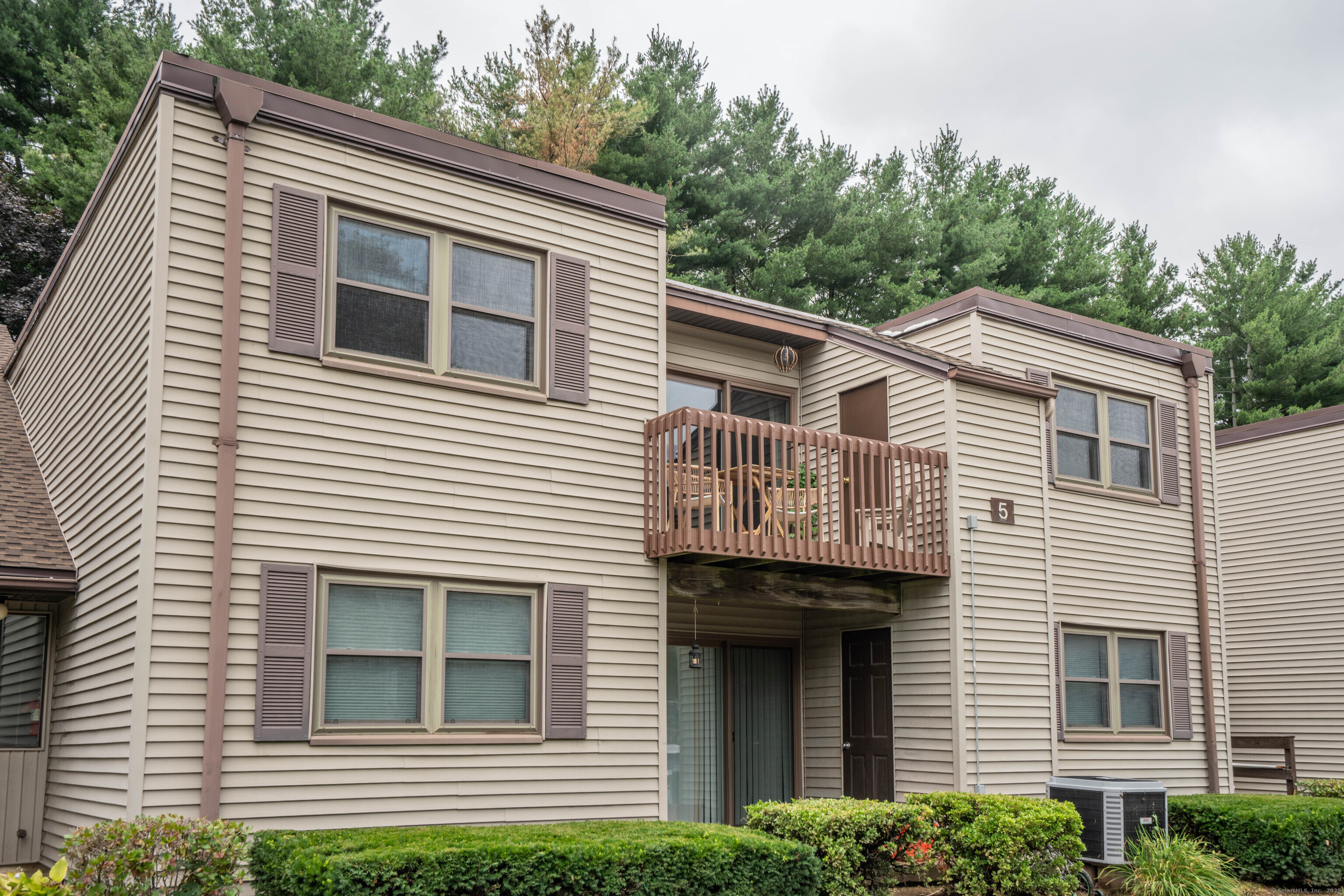 506 Twin Circle Drive 506