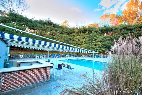 Tiny photo for 160 Glengarry Road #160, Fairfield, CT 06825 (MLS # 24133350)