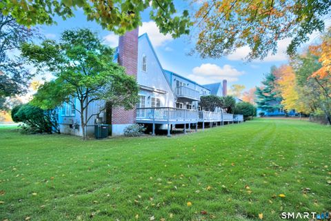 Tiny photo for 160 Glengarry Road #160, Fairfield, CT 06825 (MLS # 24133350)