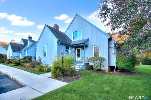 Tiny photo for 160 Glengarry Road #160, Fairfield, CT 06825 (MLS # 24133350)