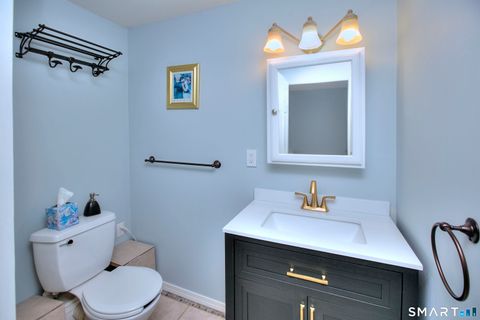 Tiny photo for 160 Glengarry Road #160, Fairfield, CT 06825 (MLS # 24133350)