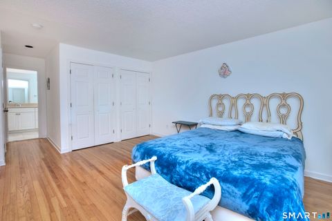 Tiny photo for 160 Glengarry Road #160, Fairfield, CT 06825 (MLS # 24133350)