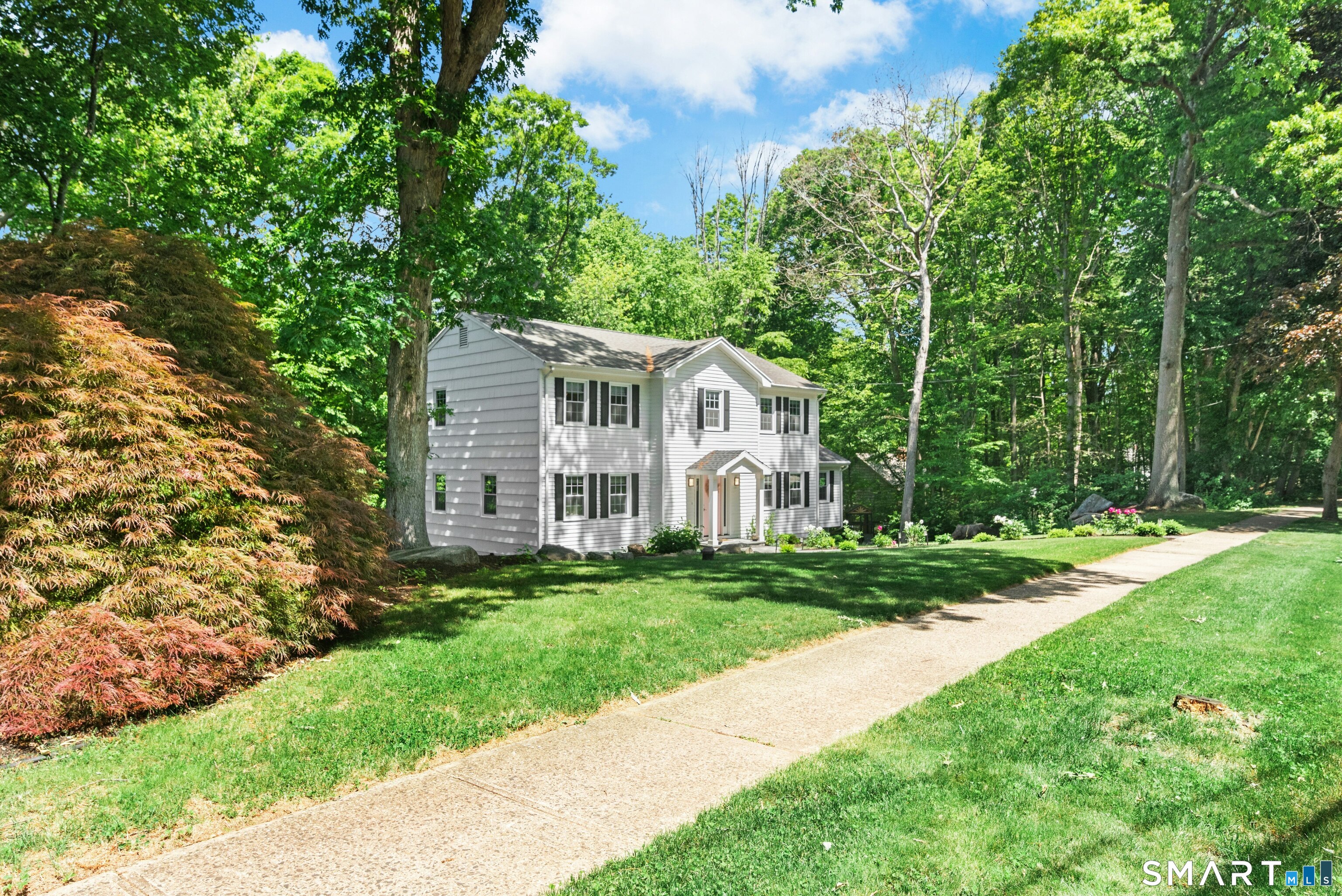 1519 North Peters Lane