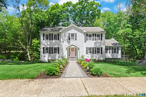 Homes For Sale - 1519 N Peters Lane<br/> Stratford, CT 06614