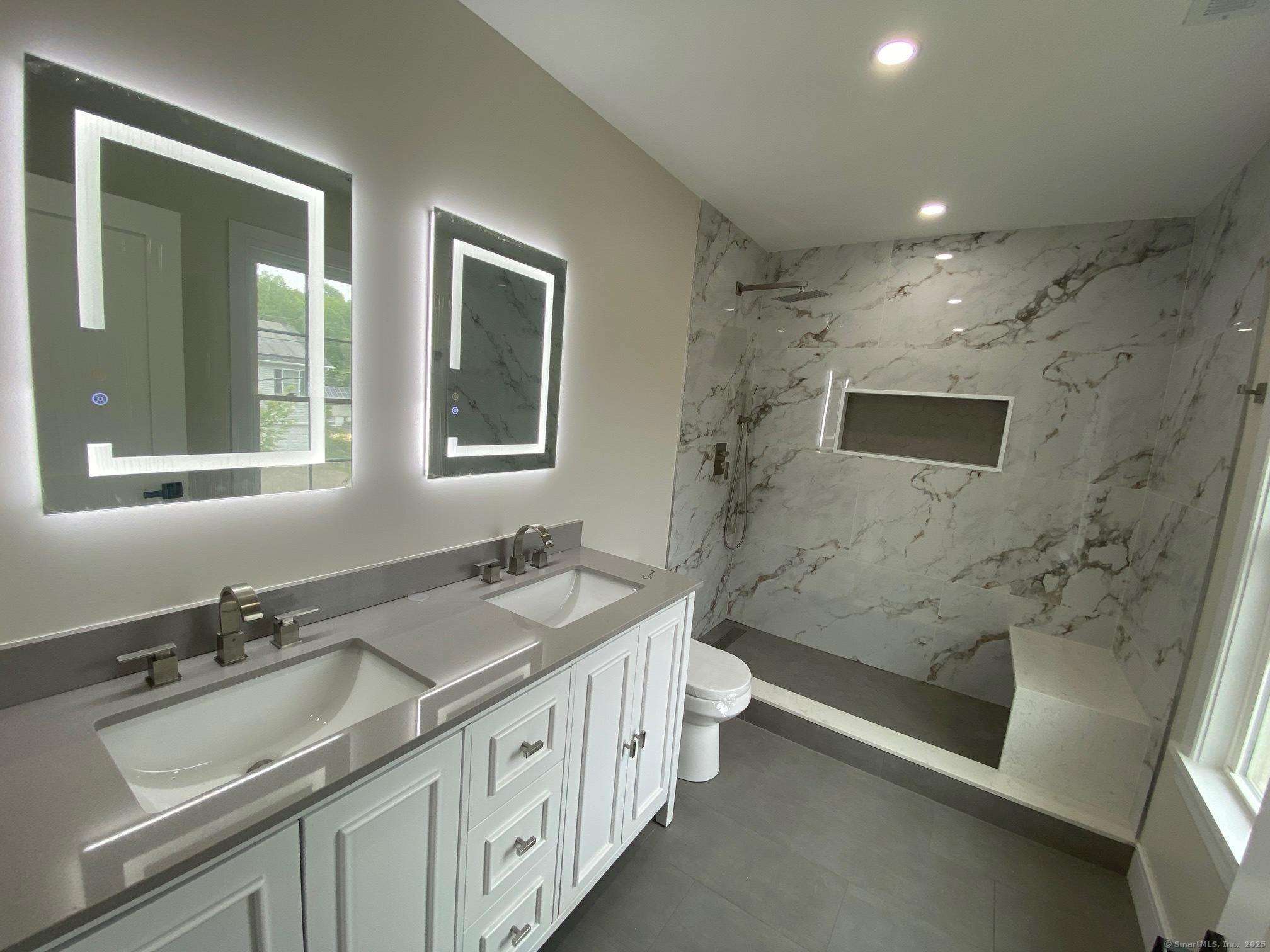 285 Alba Avenue, Bridgeport, Connecticut image 21