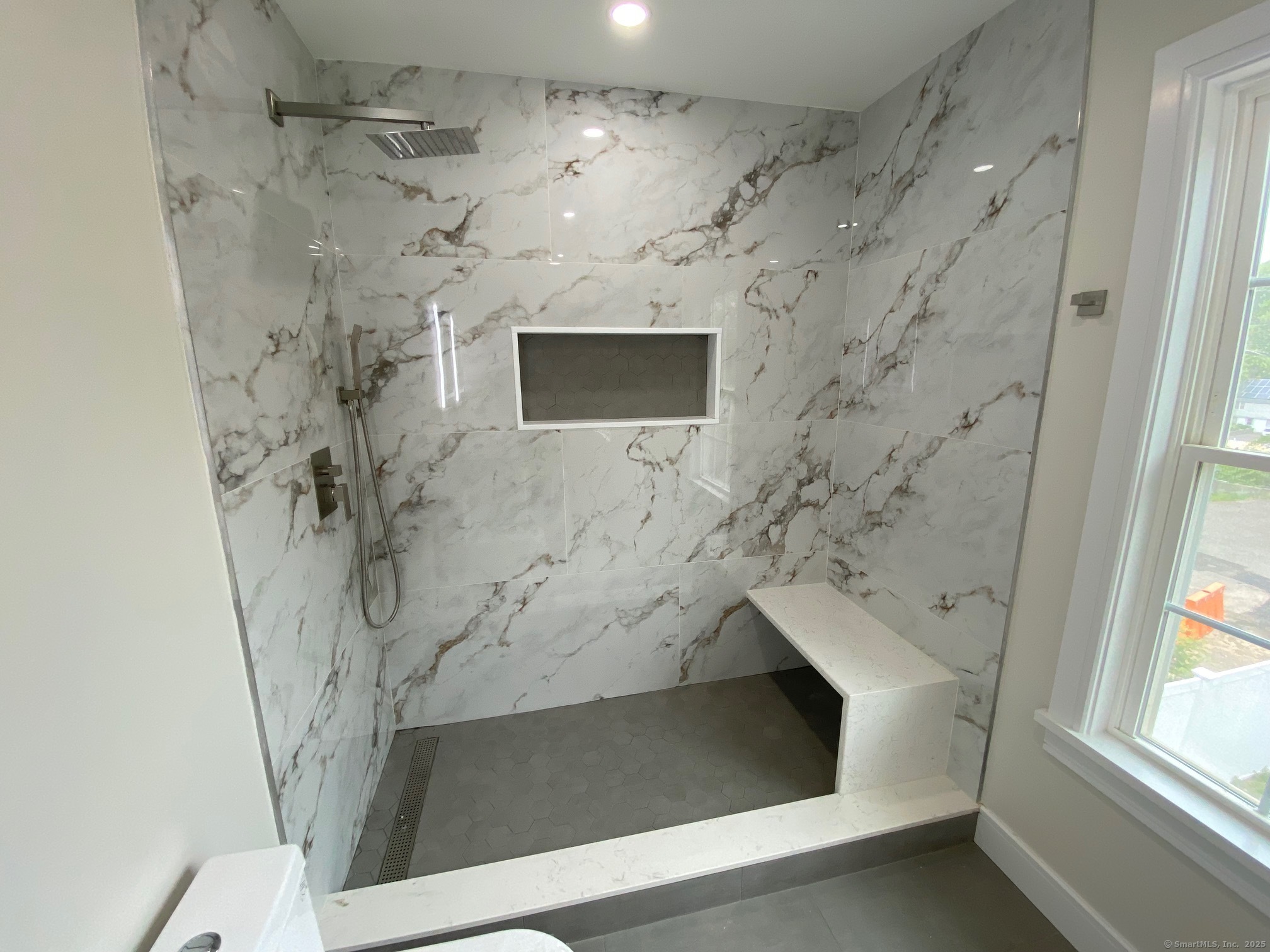 285 Alba Avenue, Bridgeport, Connecticut image 22