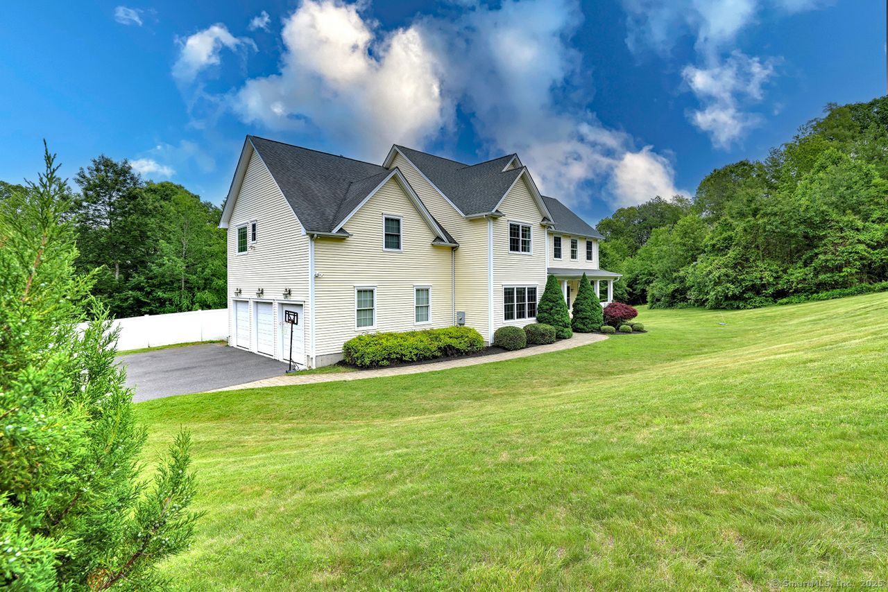 2 Butternut Ridge Road, Oxford, Connecticut image 2