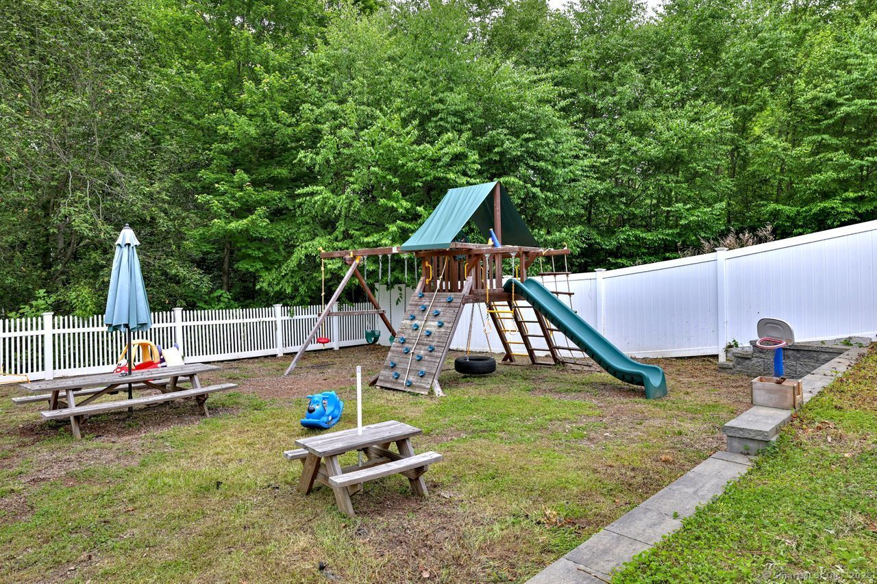 2 Butternut Ridge Road, Oxford, Connecticut image 4