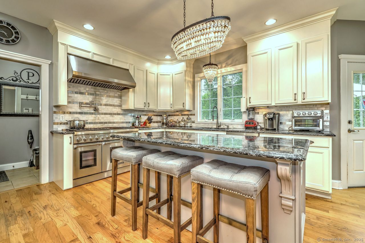 2 Butternut Ridge Road, Oxford, Connecticut image 16