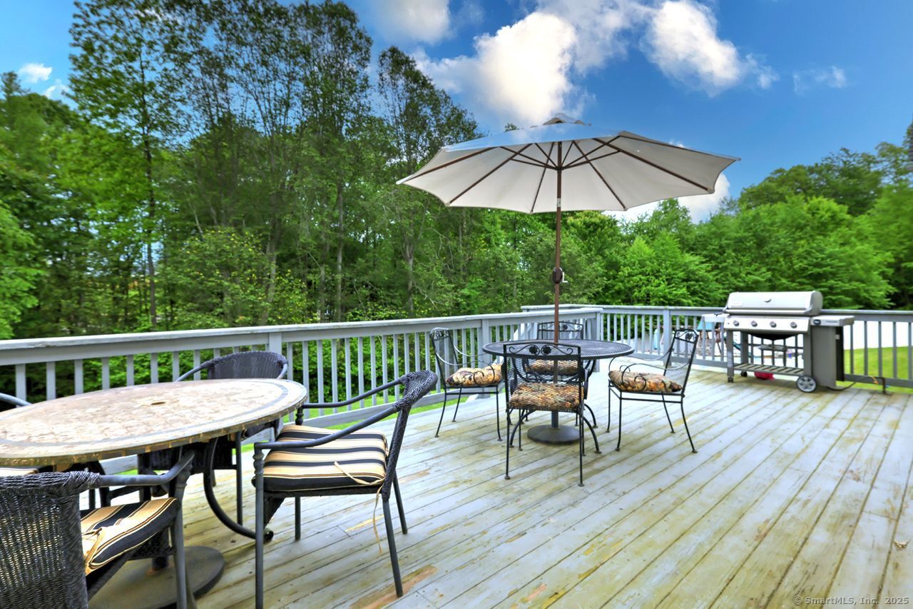 2 Butternut Ridge Road, Oxford, Connecticut image 5