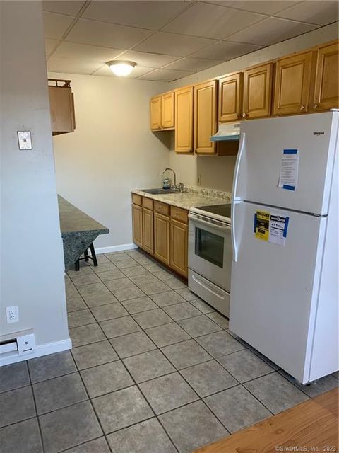 MLS: 24088635