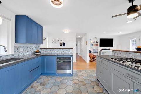 Tiny photo for 123 Pleasant Avenue, East Haven, CT 06512 (MLS # 24167538)