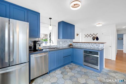 Tiny photo for 123 Pleasant Avenue, East Haven, CT 06512 (MLS # 24167538)