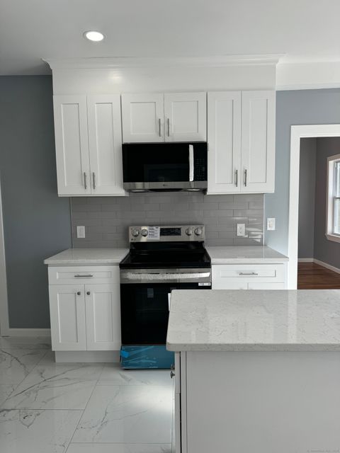MLS: 24078364