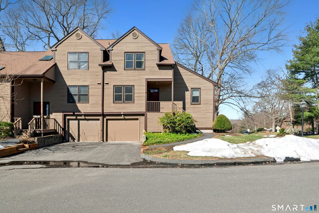 Photo of 4 Rolling Ridge Road #4, Monroe, CT 06468 (MLS # 24158395)